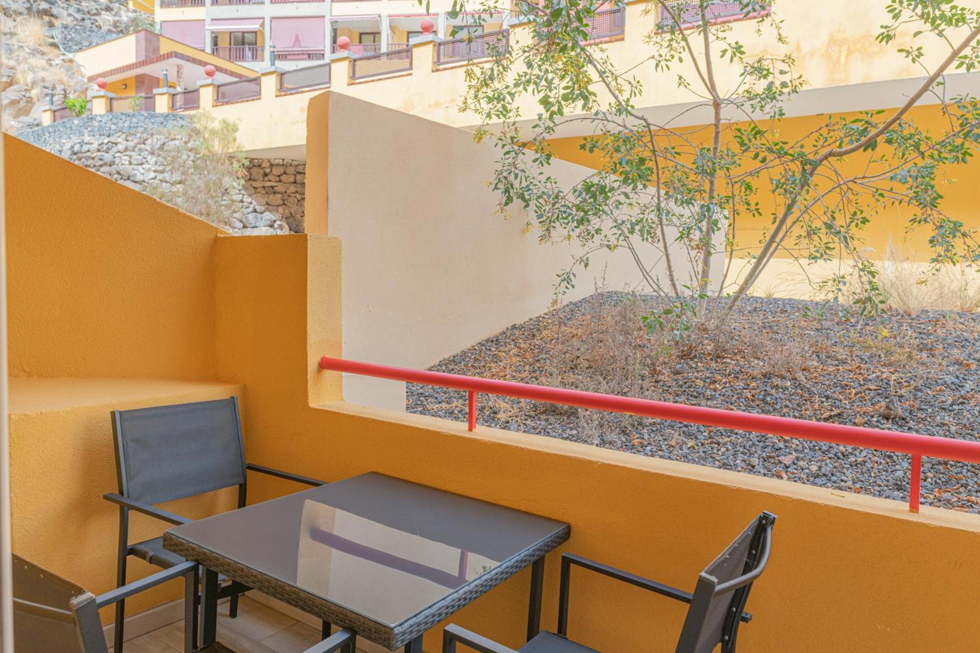 Iki White Playa La Arena Apartment Puerto de Santiago  Ngoại thất bức ảnh